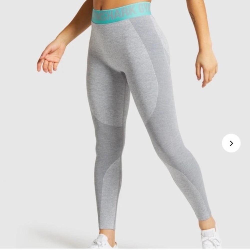 BRAND NEW GYMSHARK FLEX LEGGINGS size xs color grey with teal band NEVER WORN